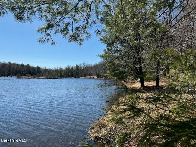 173 King Richard Dr, House other with 3 bedrooms, 2 bathrooms and null parking in Becket MA | Image 34