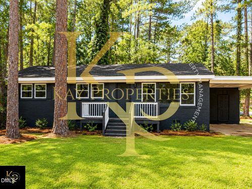 1828 Windsor Dr, Rocky Mount, NC, 27801-6352 | Card Image