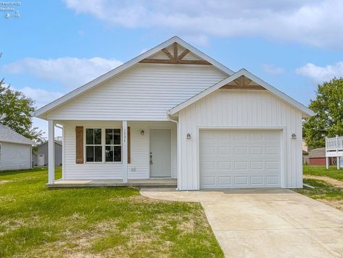 1996 E Oldgate St, Sandusky, OH, 44870-5164 | Card Image