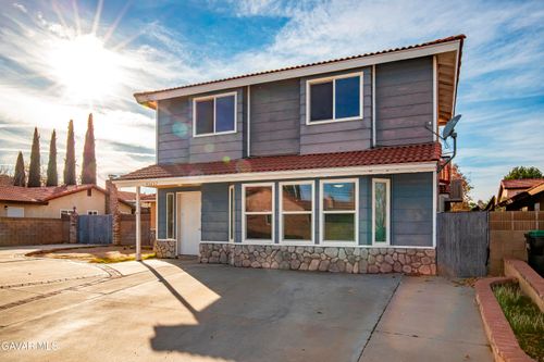 43637 Rembrandt St, Lancaster, CA, 93535-5746 | Card Image