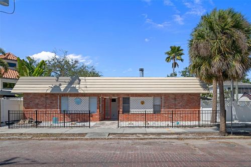 5437 29th Ave S, GULFPORT, FL, 33707-5502 | Card Image