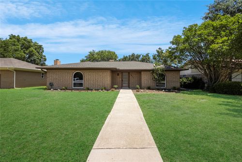 1821 El Paso St, Lewisville, TX, 75077-2713 | Card Image