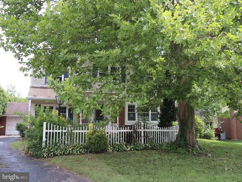 2996 Sheffield Dr, PLYMOUTH MEETING, PA, 19462-7130 | Card Image