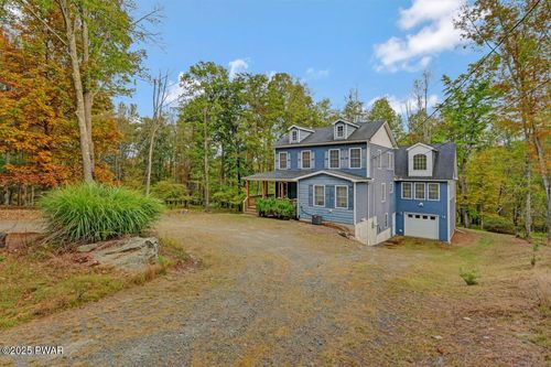 204 Westcolang Rd, Lackawaxen, PA, 18435-7836 | Card Image