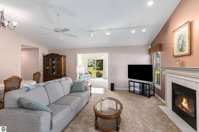 301 Golfview Ln, House other with 2 bedrooms, 2 bathrooms and null parking in Elk Rapids MI | Image 15