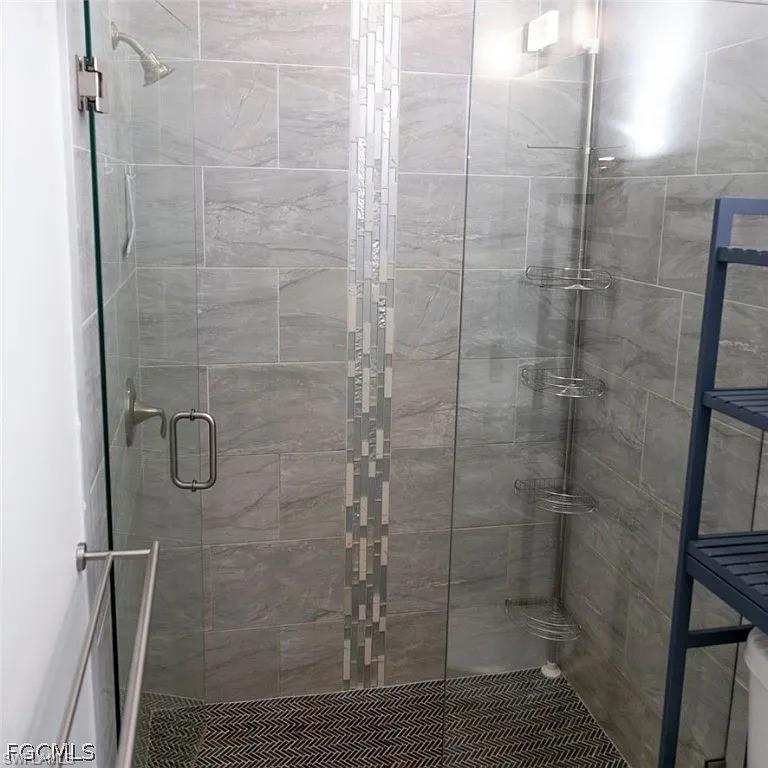Residential Lease in FORT MYERS 5