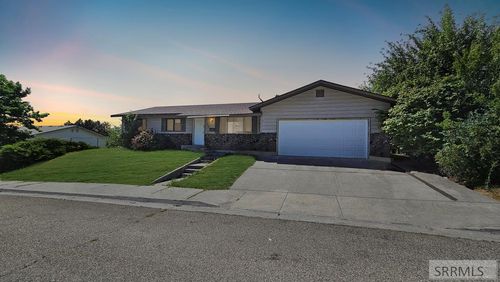 1655 Olympia St, Idaho Falls, ID, 83402-1722 | Card Image