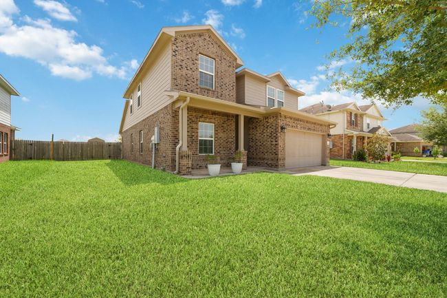 2610 Ruby Dr, House other with 5 bedrooms, 3 bathrooms and 2 parking in Texas City TX | Image 4