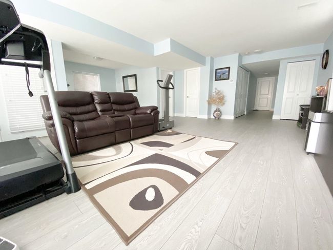 10499 Mceachern St, House other with 4 bedrooms, 4 bathrooms and 4 parking in Maple Ridge BC | Image 24