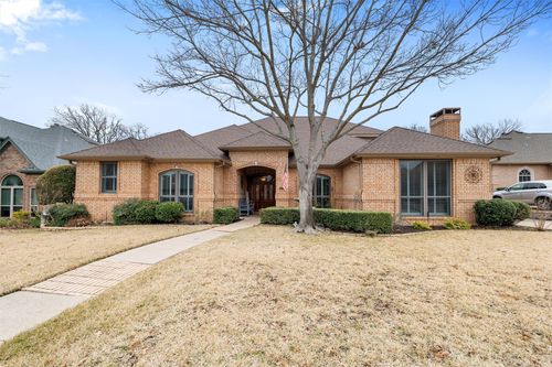 6619 Nantucket Ln, Arlington, TX, 76001-5511 | Card Image