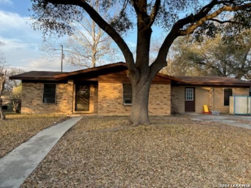 139 Bobolink, New Braunfels, TX, 78130 | Card Image