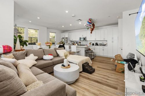 3068 Marquee Way, San Diego, CA, 92108-5182 | Card Image