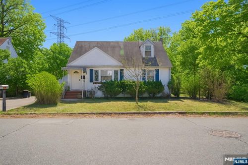 136 Catherine Ave, Mahwah, NJ, 07430-1149 | Card Image