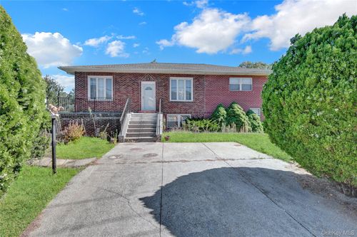 514 Sweet Hollow Rd, Melville, NY, 11747-2008 | Card Image