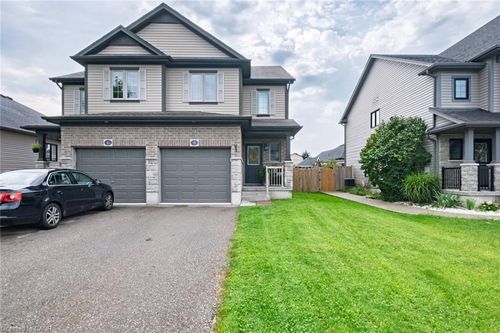 8 Basswood Rd, Simcoe, ON, N3Y0C7 | Card Image