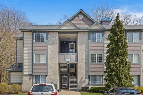 6-18372 N Ridge Court, Spring Lake, MI, 49456 | Card Image