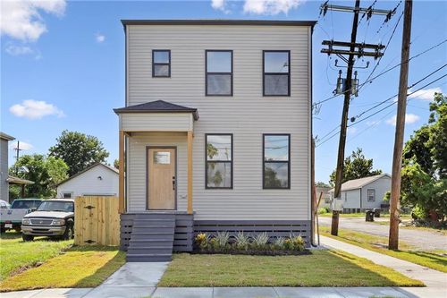 4021 N Rocheblave St, New Orleans, LA, 70117-5053 | Card Image