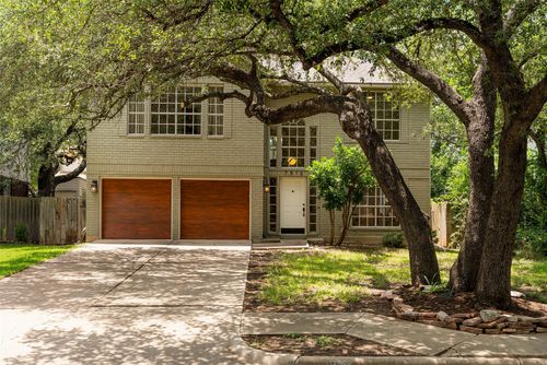 7516 Windrush Dr, Austin, TX, 78729-7470 | Card Image