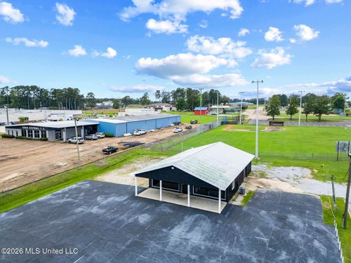 827 Highway 35 S, Forest, MS, 39074-4031 | Card Image