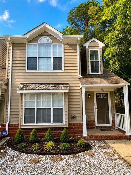 25 Madrone Pl, Hampton, VA, 23666-6815 | Card Image