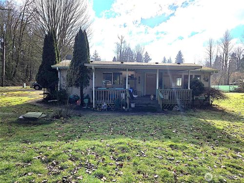 208 Burma Rd, Castle Rock, WA, 98611-9633 | Card Image