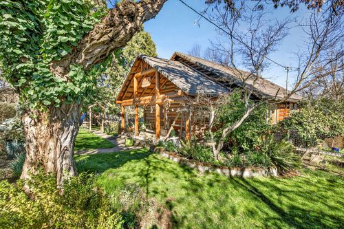 645 E California St, Jacksonville, OR, 97530-9416 | Card Image