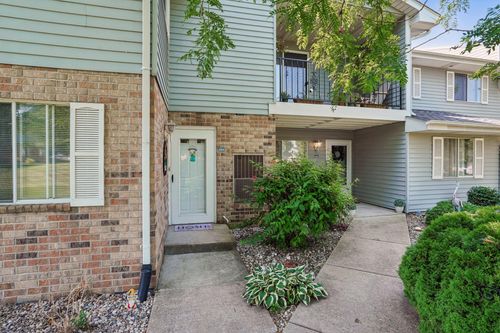 unit-103-1117 N Sunnyslope Dr, Mount Pleasant, WI, 53406-6360 | Card Image