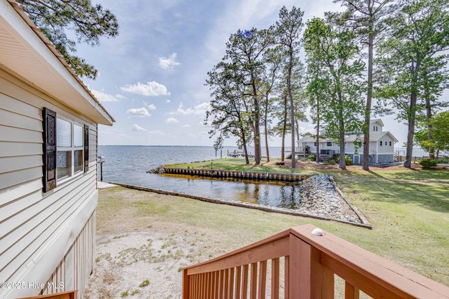 966 W Island View Rd, House other with 3 bedrooms, 2 bathrooms and null parking in Bath NC | Image 49