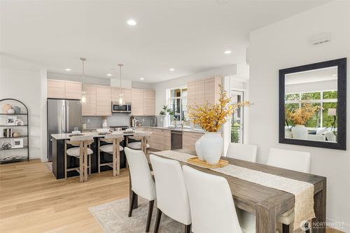 16008 Main View Ln Ne, Duvall, WA, 98019-8680 | Card Image