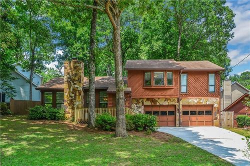 1790 Pierce Arrow Pkwy, Tucker, GA, 30084-7537 | Card Image