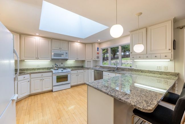 2 Juniper Ln, House other with 3 bedrooms, 3 bathrooms and null parking in Hanover NH | Image 9