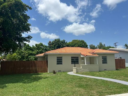 875 Westward Drive, Miami Springs, FL, 33166 | Card Image