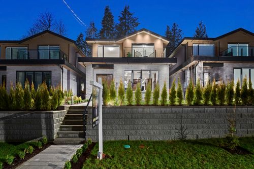 3073 Fromme Rd, North Vancouver, BC, V7K2C8 | Card Image