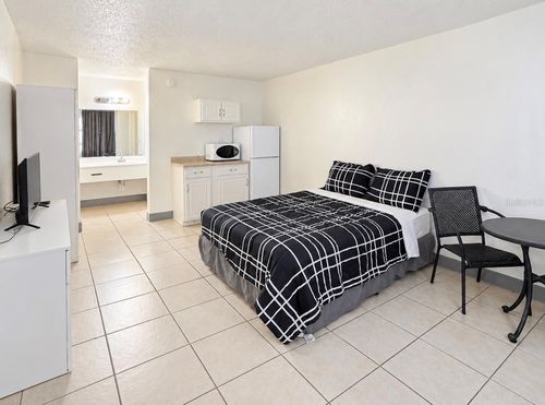2002-7900 S Orange Blossom Trail, Orlando, FL, 32809 | Card Image