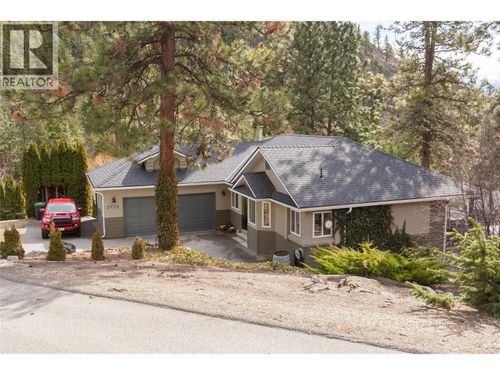 2170 Golf Course Dr, West Kelowna, BC, V4T1R9 | Card Image