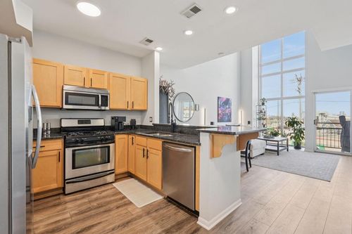 105-2121 S Kinnickinnic Avenue, Milwaukee, WI, 53207 | Card Image