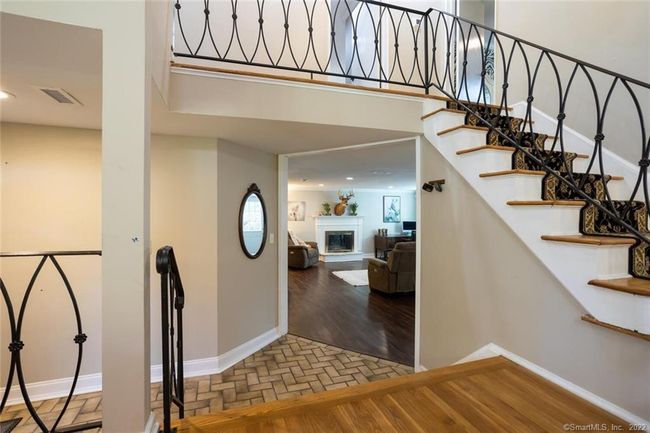 7 Red Oak Ln, House other with 4 bedrooms, 3 bathrooms and null parking in Norwalk CT | Image 14