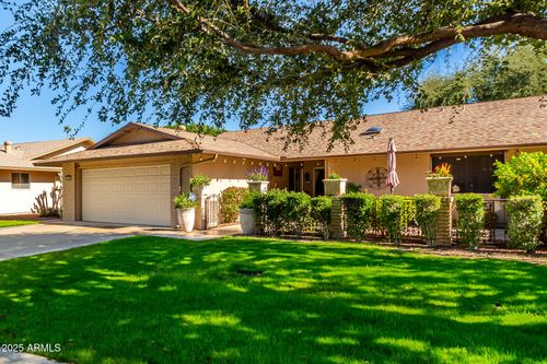 18221 N 103rd Ave, Sun City, AZ, 85373-1666 | Card Image