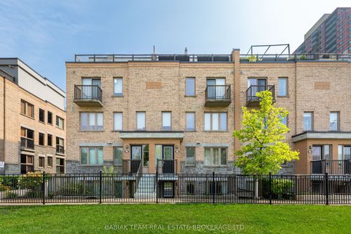 258-8 Foundry Ave, Toronto, ON, M6H0A5 | Card Image