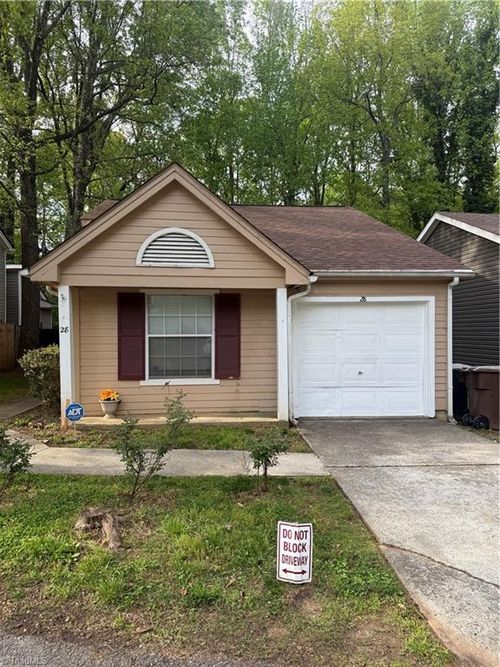28-3607 Mccuiston Rd, Greensboro, NC, 27407-7566 | Card Image