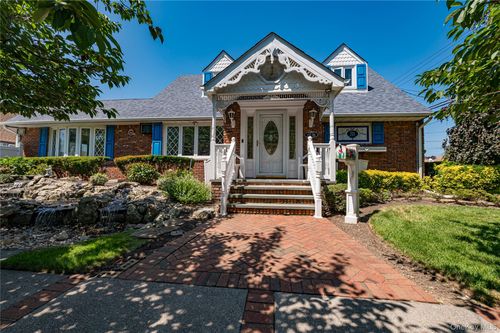 157-06 88th St, Howard Beach, NY, 11414-2703 | Card Image