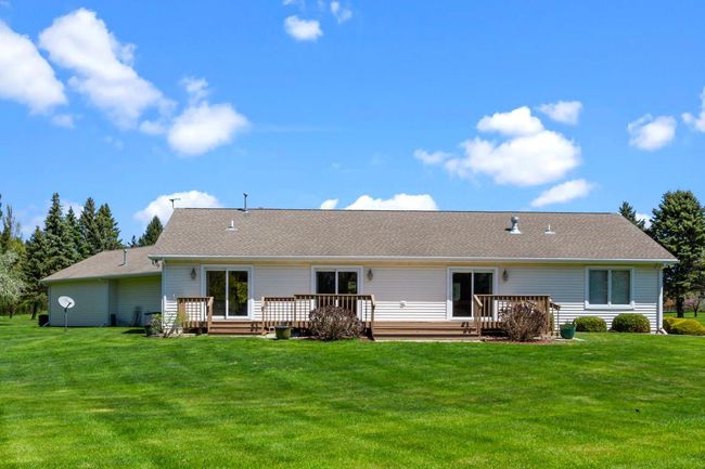 N8117 Rose Terrace, House other with 3 bedrooms, 2 bathrooms and null parking in LA GRANGE WI | Image 31