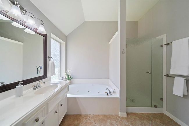 25702 Serene Spring Ln, House other with 4 bedrooms, 4 bathrooms and 2 parking in Spring TX | Image 19