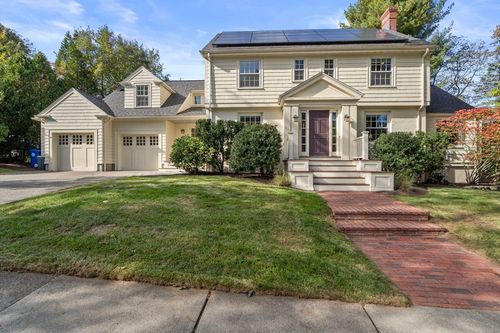 131 Oliver Rd, Waban, MA, 02468-2322 | Card Image