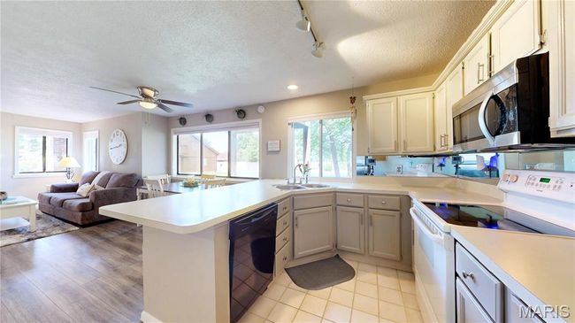 A - 408 Kipling Way, Condo with 1 bedrooms, 1 bathrooms and 1 parking in Weldon Spring MO | Image 6