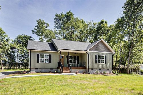 4503 Holly Leaf Rd, Ramseur, NC, 27316-8095 | Card Image