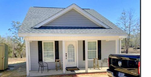 321 Ne Cedar Trl, Pinetta, FL, 32350-2786 | Card Image