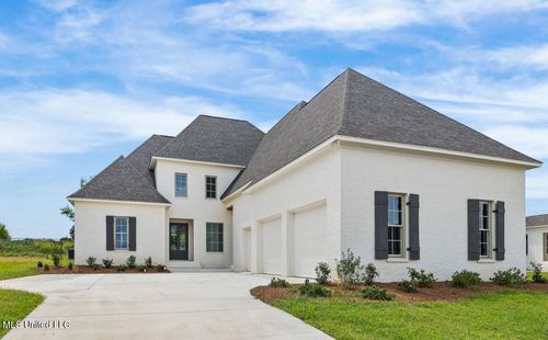 133 Genoa Dr, Madison, MS, 39110-6064 | Card Image