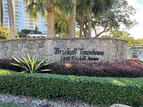 19b-2451 Brickell Ave, Miami, FL, 33129-2471 | Card Image