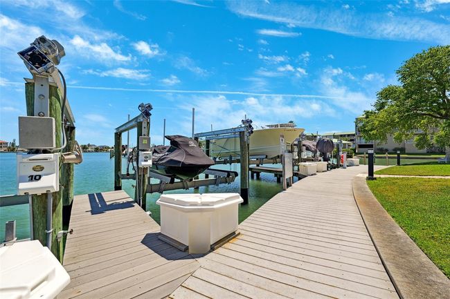 APT-2501 - 425 150 Th Ave, Condo with 3 bedrooms, 2 bathrooms and null parking in MADEIRA BEACH FL | Image 42